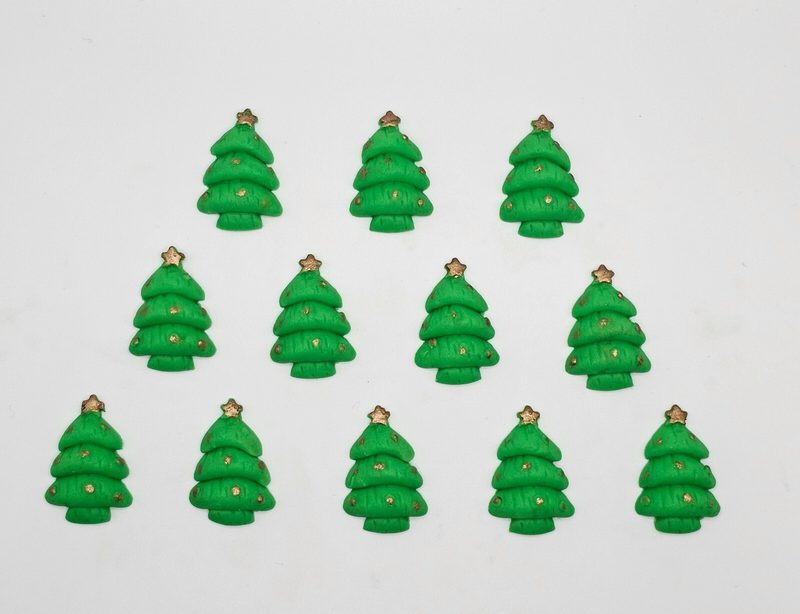 12x Christmas Tree Sugar Icing Edible Cupcake Toppers Cake Decorations 🌲 — photo 1