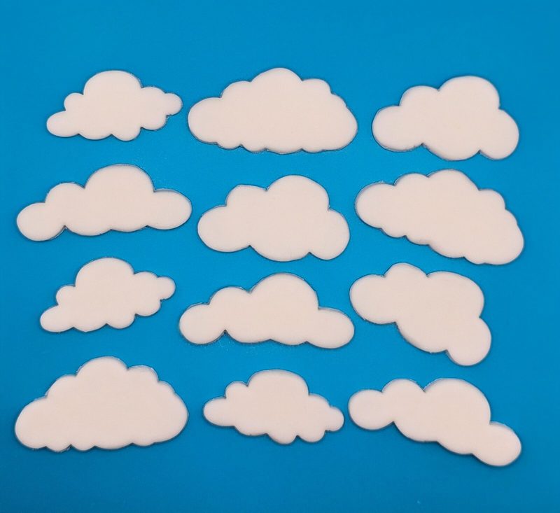 12x White Cloud Edible Fondant Cupcake Toppers Cake Decorations — photo 1